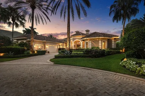32 Saint Thomas Drive Palm Beach Gardens FL 33418