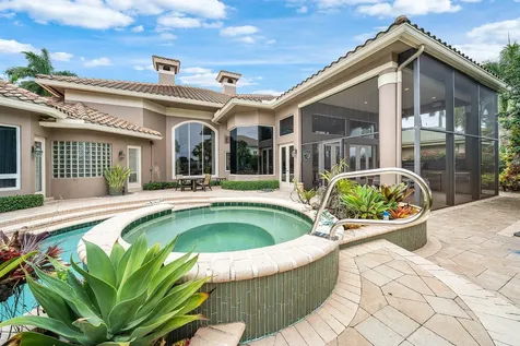 32 Saint Thomas Drive Palm Beach Gardens FL 33418