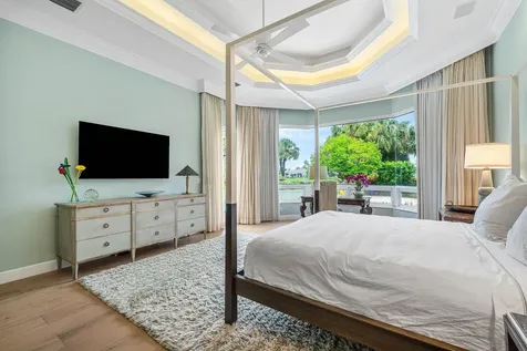 32 Saint Thomas Drive Palm Beach Gardens FL 33418