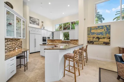 32 Saint Thomas Drive Palm Beach Gardens FL 33418