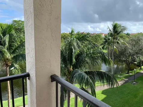 2105 Lavers Circle Delray Beach FL 33444