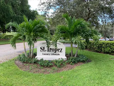 2105 Lavers Circle Delray Beach FL 33444