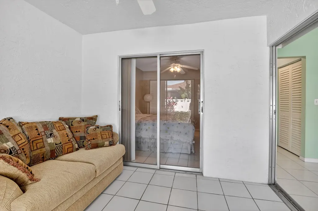8159 Summerbreeze Lane Boca Raton FL 33496
