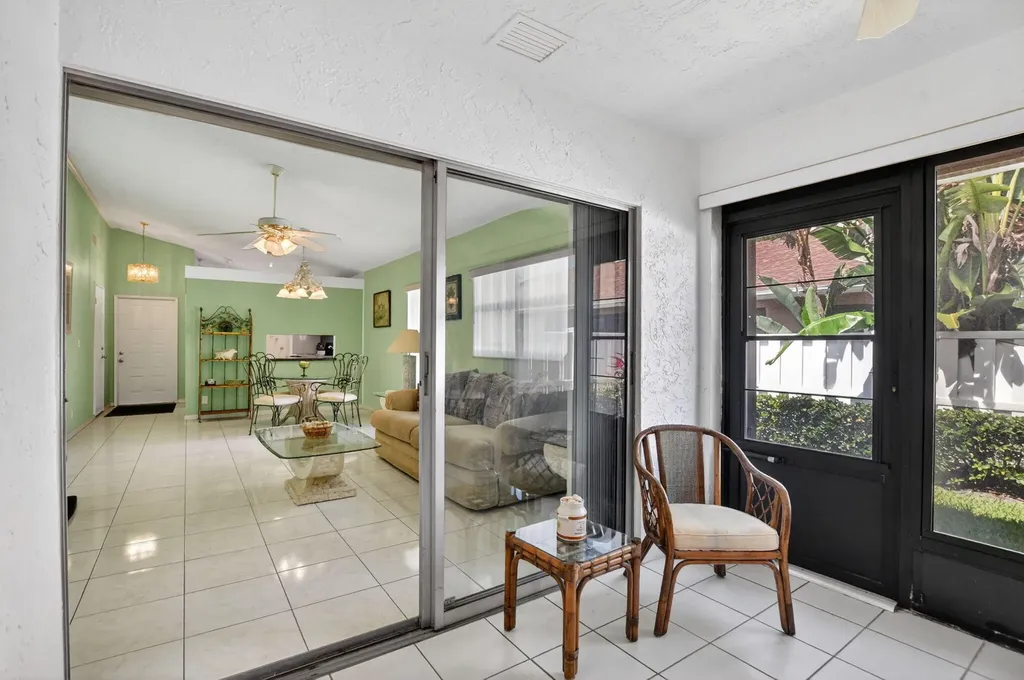 8159 Summerbreeze Lane Boca Raton FL 33496