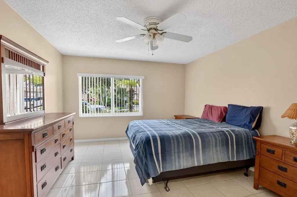 8159 Summerbreeze Lane Boca Raton FL 33496