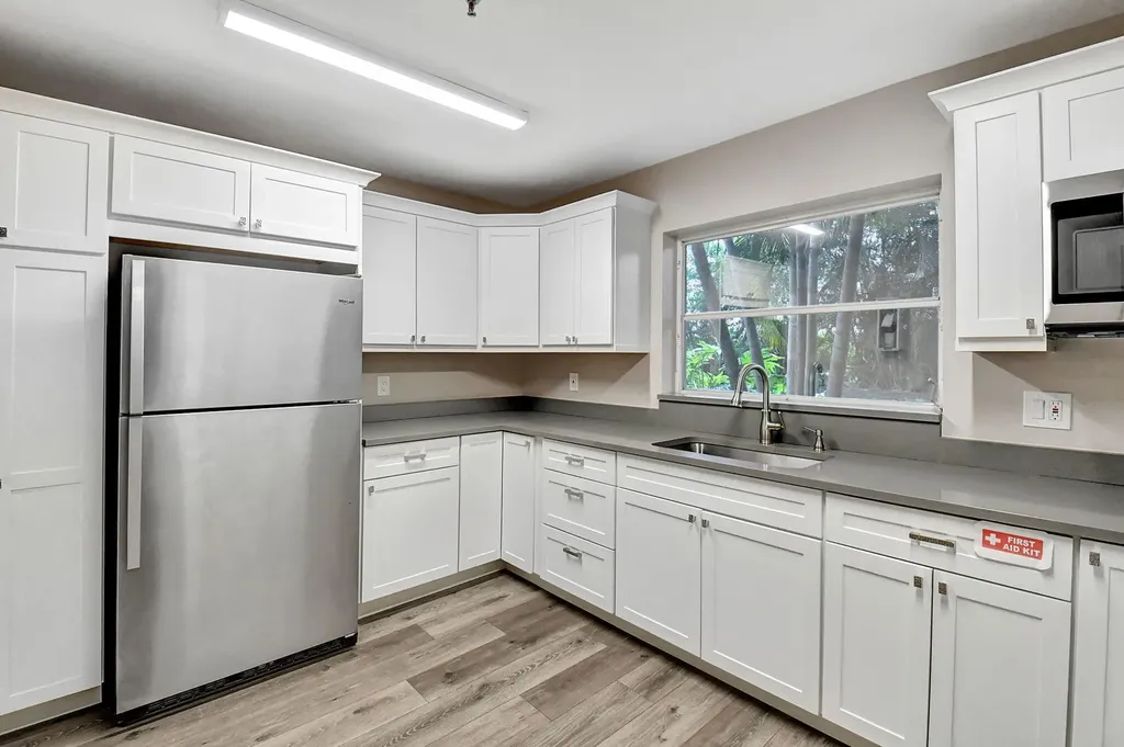 8159 Summerbreeze Lane Boca Raton FL 33496