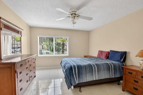 8159 Summerbreeze Lane Boca Raton FL 33496