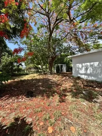 554 W 1st Street Riviera Beach FL 33404
