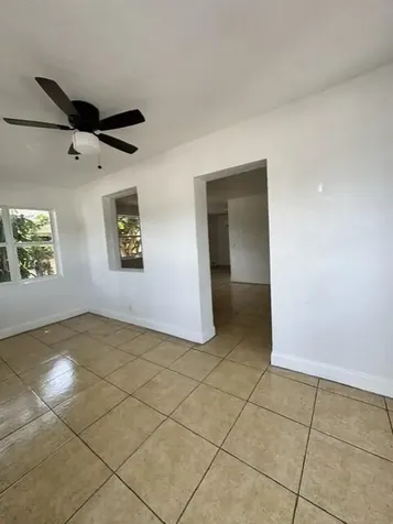 554 W 1st Street Riviera Beach FL 33404