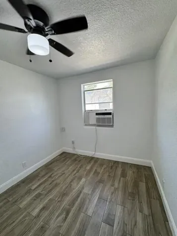 554 W 1st Street Riviera Beach FL 33404