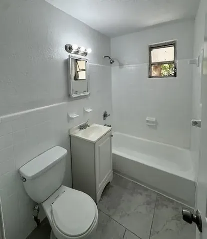 554 W 1st Street Riviera Beach FL 33404