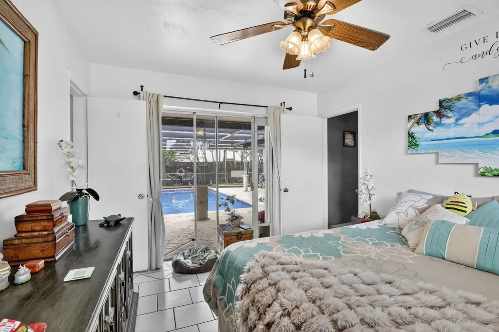 7140 Meade Street Hollywood FL 33024