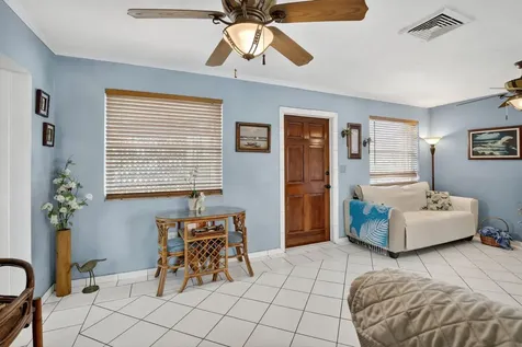 7140 Meade Street Hollywood FL 33024