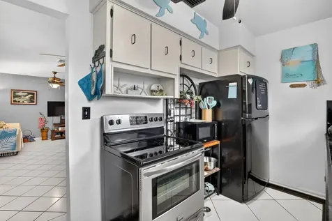 7140 Meade Street Hollywood FL 33024