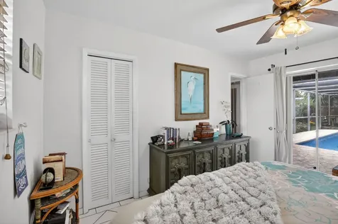7140 Meade Street Hollywood FL 33024