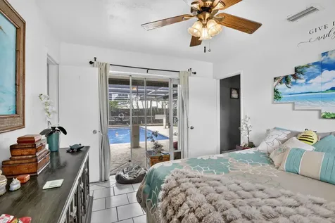 7140 Meade Street Hollywood FL 33024