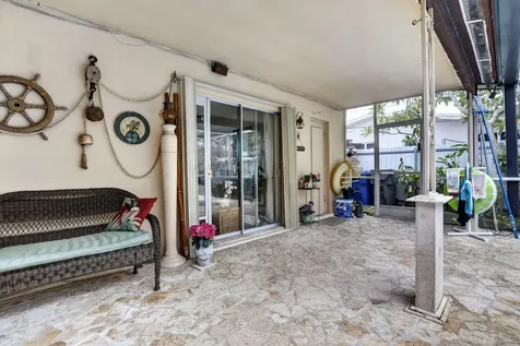 7140 Meade Street Hollywood FL 33024
