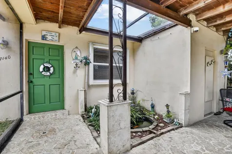 7140 Meade Street Hollywood FL 33024