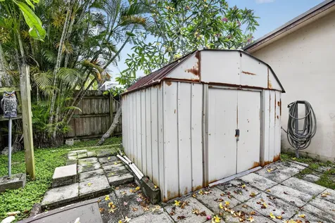 7140 Meade Street Hollywood FL 33024