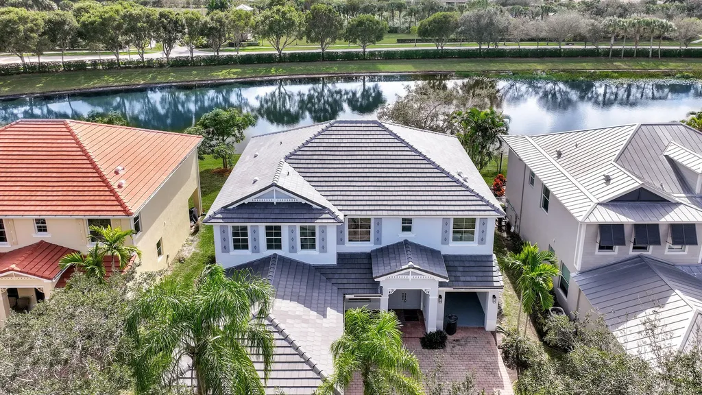 Royal Palm Beach FL, 9334 Madewood Court