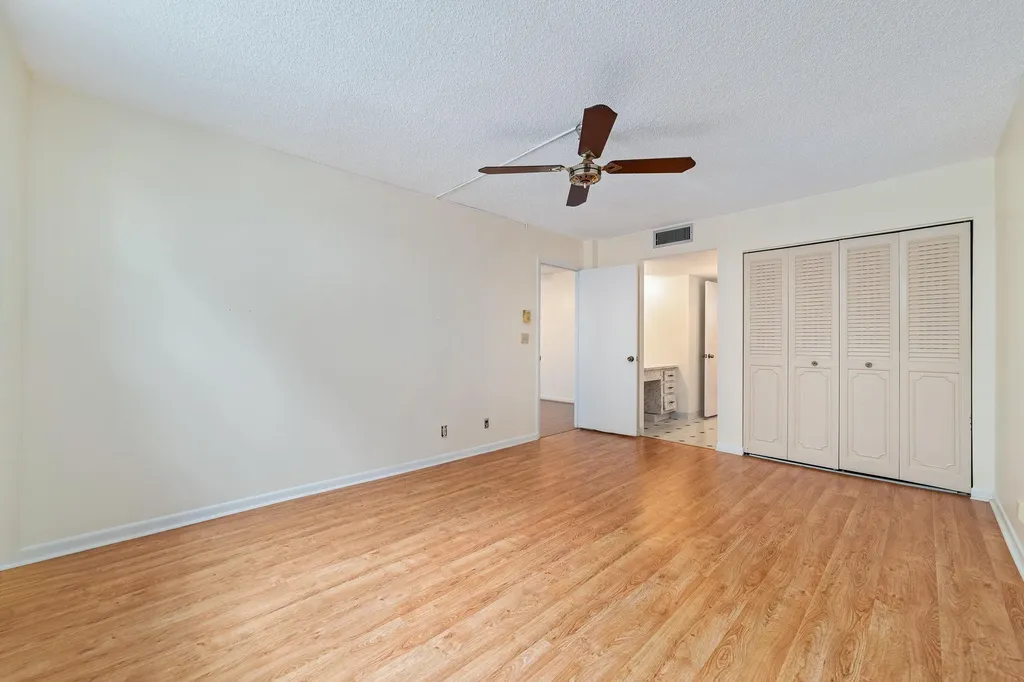 3170 Holiday Springs Boulevard Margate FL 33063
