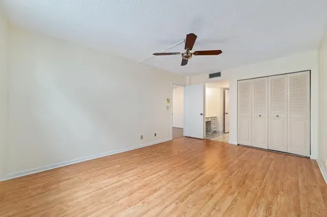 3170 Holiday Springs Boulevard Margate FL 33063