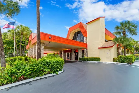 3170 Holiday Springs Boulevard Margate FL 33063