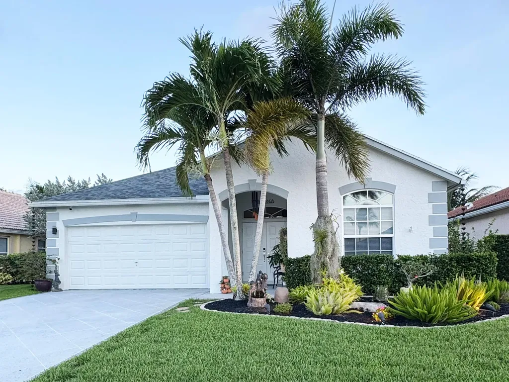 109 Derby Lane Royal Palm Beach FL 33411