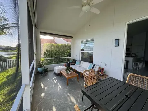 109 Derby Lane Royal Palm Beach FL 33411