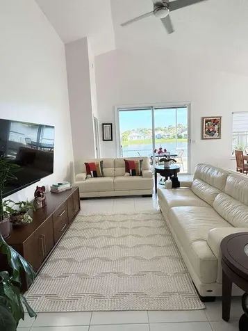 109 Derby Lane Royal Palm Beach FL 33411