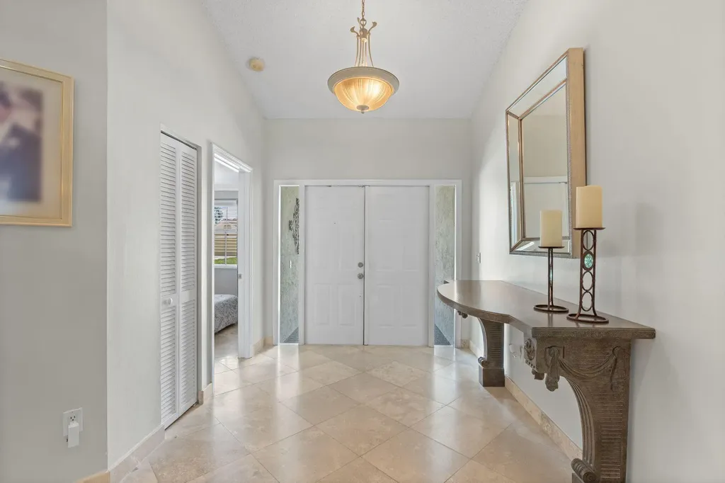 6266 Madras Circle Boynton Beach FL 33437