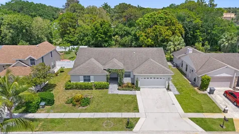 6266 Madras Circle Boynton Beach FL 33437