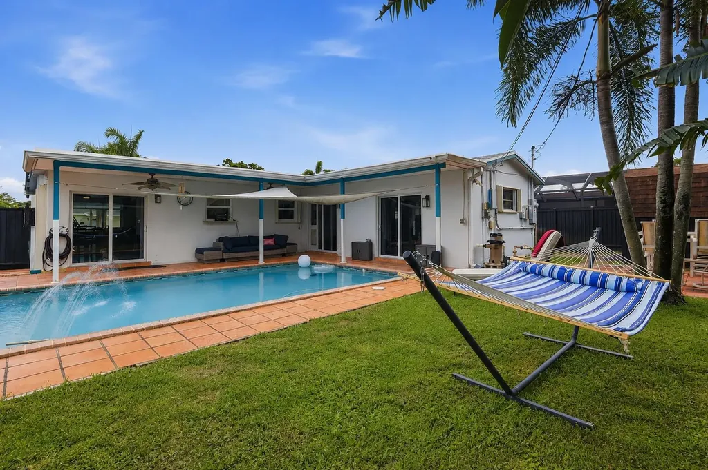 6448 Custer Street Hollywood FL 33024
