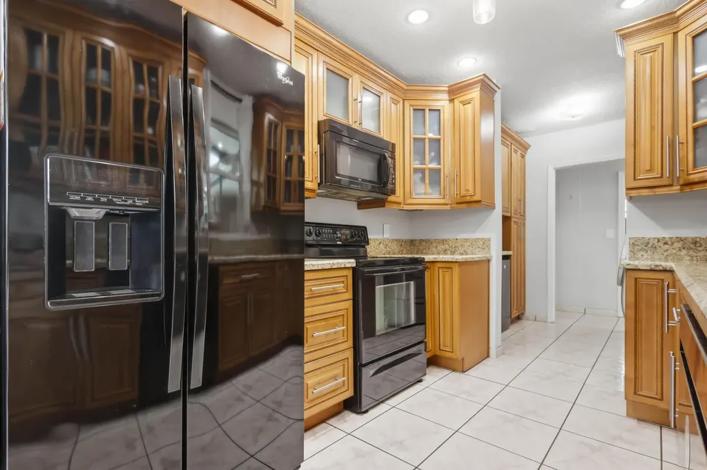 6448 Custer Street Hollywood FL 33024