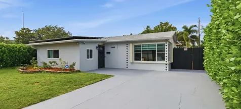6448 Custer Street Hollywood FL 33024