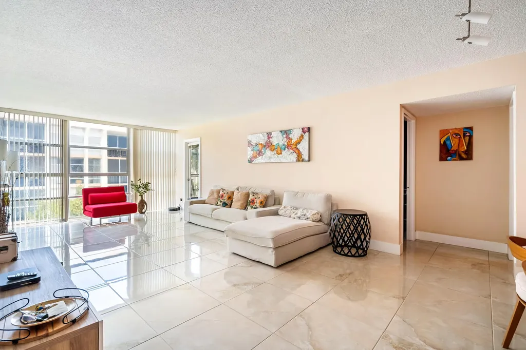 2000 Atlantic Shores Boulevard Hallandale Beach FL 33009