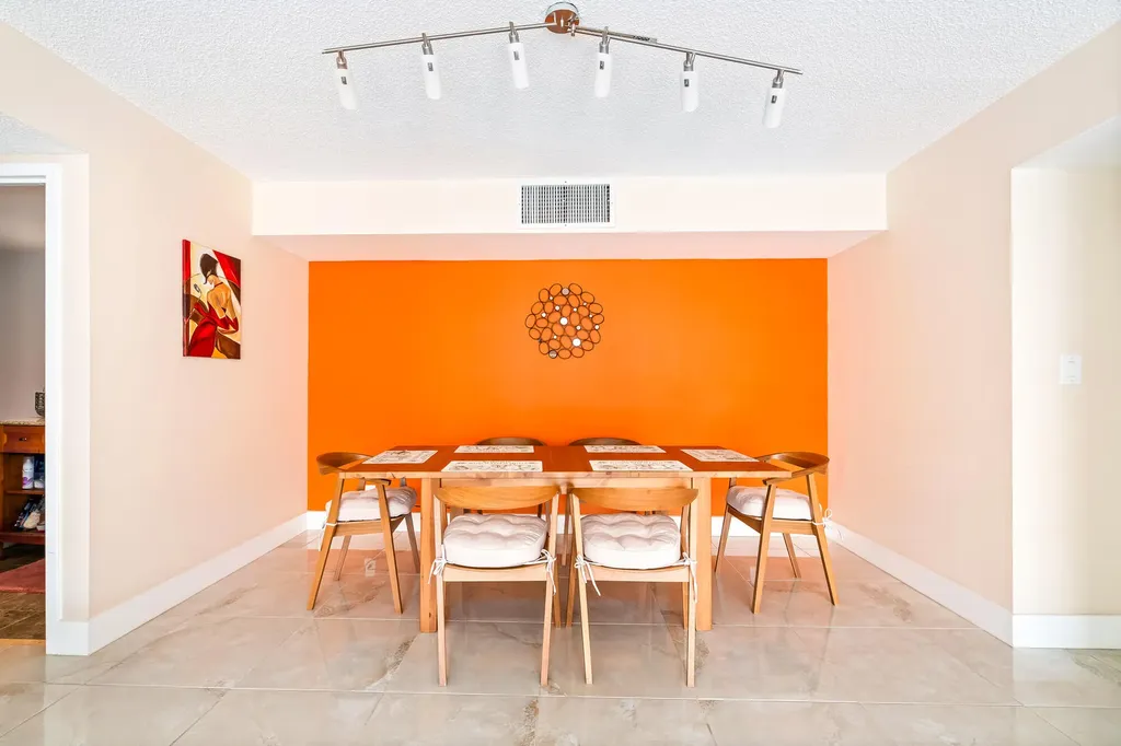 2000 Atlantic Shores Boulevard Hallandale Beach FL 33009
