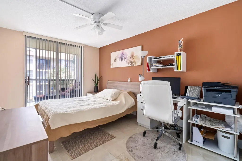 2000 Atlantic Shores Boulevard Hallandale Beach FL 33009