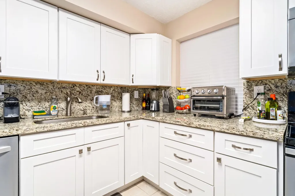 2000 Atlantic Shores Boulevard Hallandale Beach FL 33009