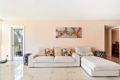2000 Atlantic Shores Boulevard Hallandale Beach FL 33009