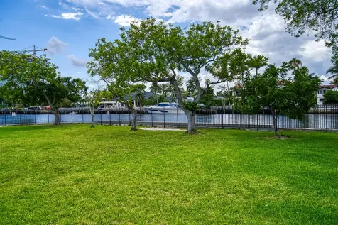 2000 Atlantic Shores Boulevard Hallandale Beach FL 33009