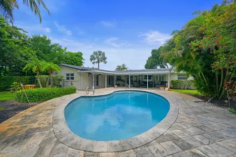 6850 NW 7th Street Plantation FL 33317