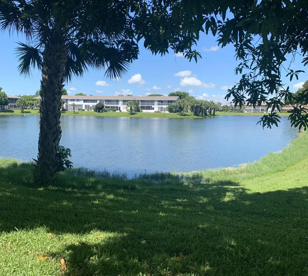 146 Somerset H West Palm Beach FL 33417