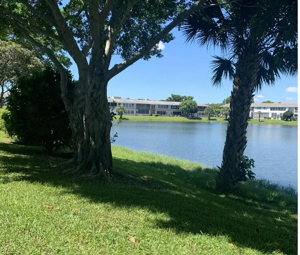 146 Somerset H West Palm Beach FL 33417