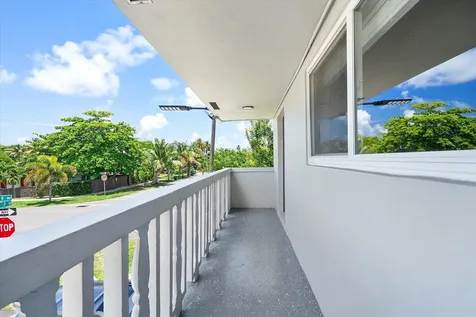 720 NE 7th Street Hallandale Beach FL 33009
