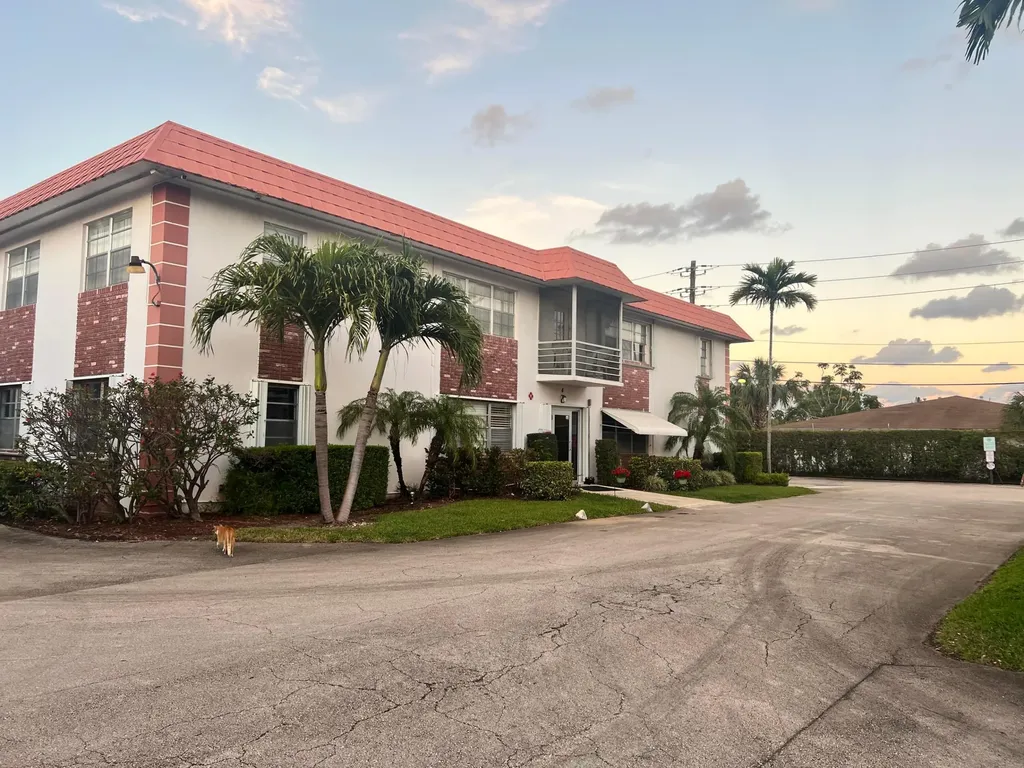 3550 NW 8th Avenue Pompano Beach FL 33064