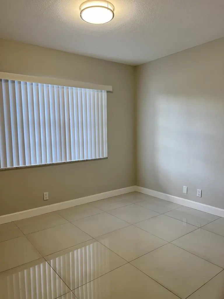 3550 NW 8th Avenue Pompano Beach FL 33064