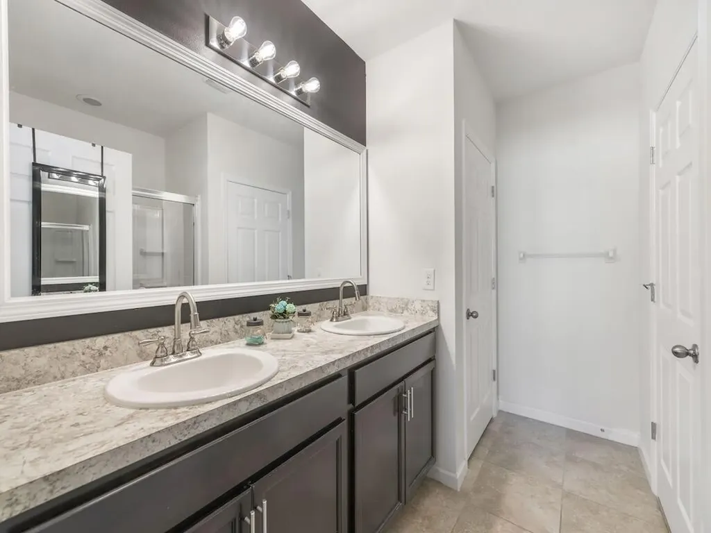 10057 SW Newberry Avenue Port St Lucie FL 34987
