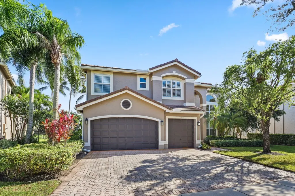 Boca Raton FL, 19245 Skyridge Circle