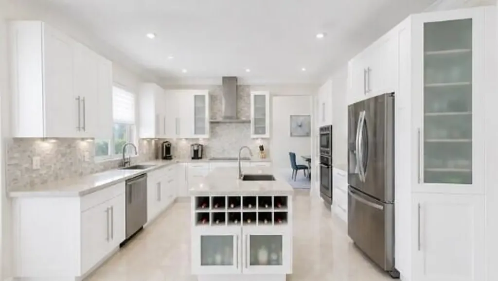 19245 Skyridge Circle Boca Raton FL 33498
